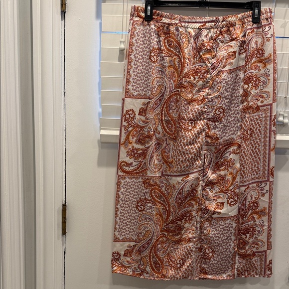 Hayden Dresses & Skirts - Hayden Paisley Maxi Skirt in Red and Cream